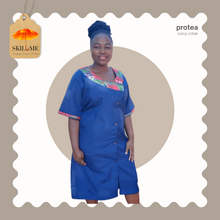 RED PROTEA_BLUE CURVY COLLAR UNIFORM